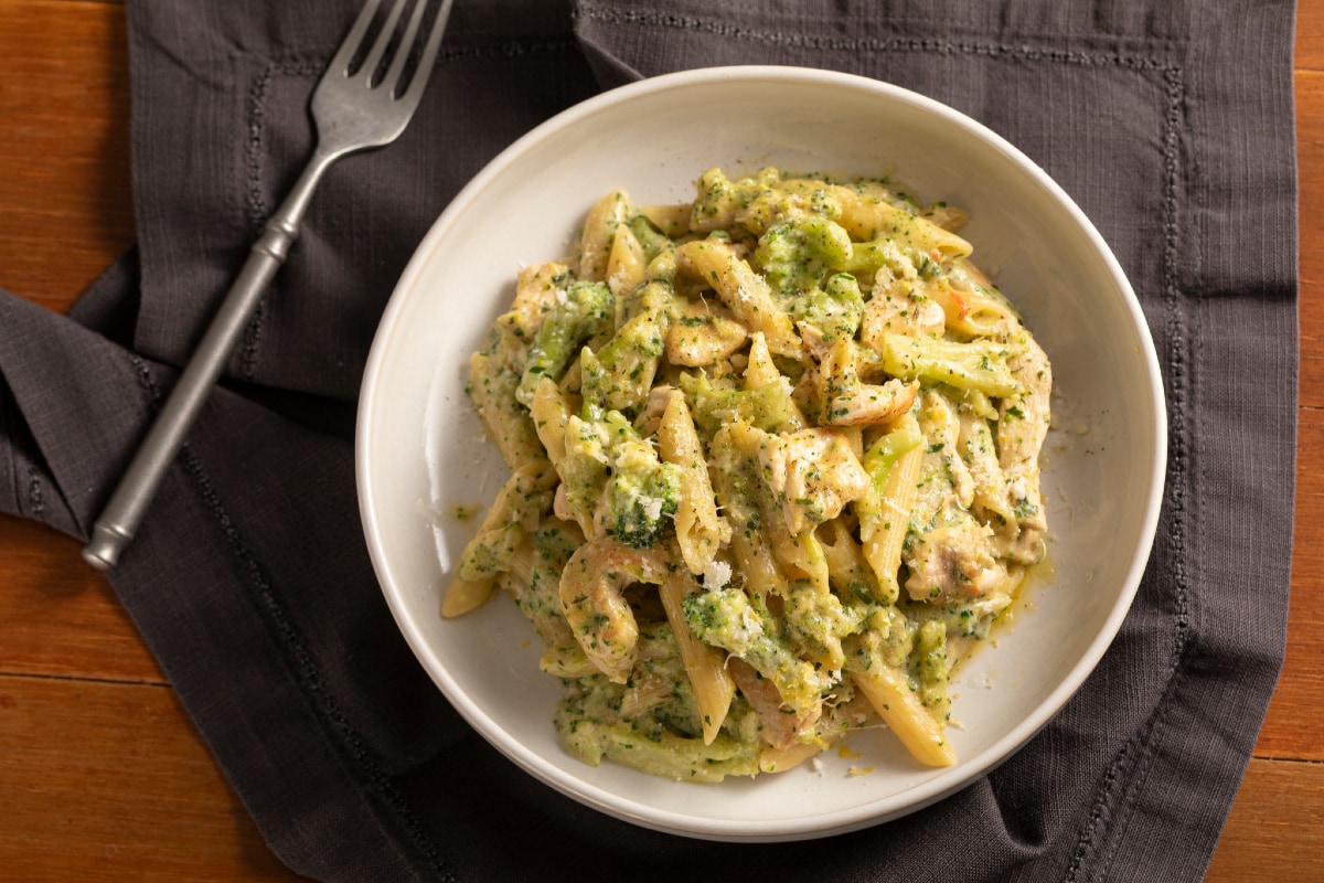 Pasta with Chicken and Broccoli