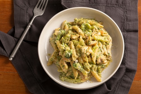 Pasta with Chicken and Broccoli