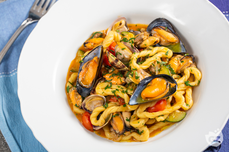 Lorighittas with seafood sauce