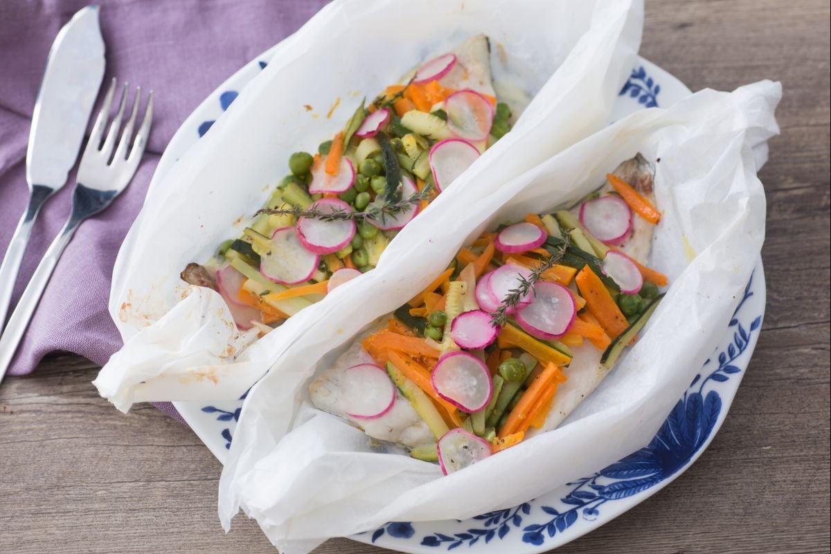 Sea bream fillet en papillote