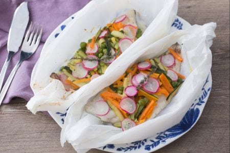Sea bream fillet en papillote