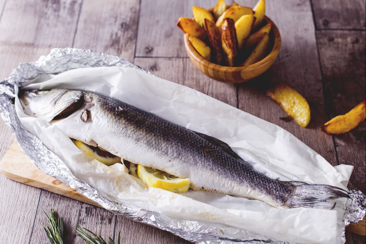Baked Sea Bass with Lemon Potatoes