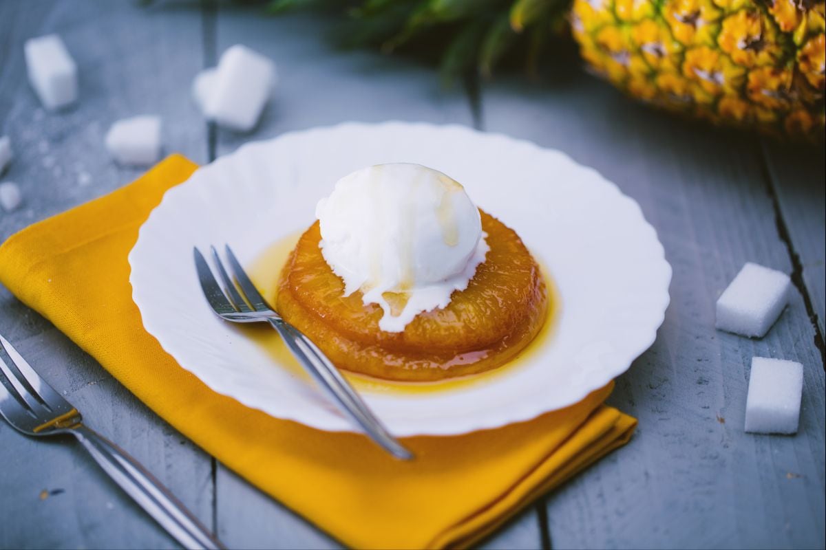Mini pineapple tatin