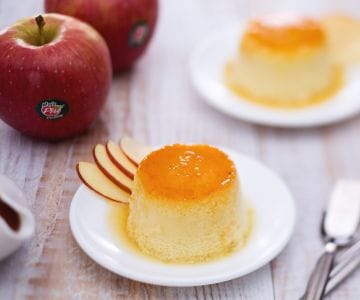 Apple crème caramel with fig sauce