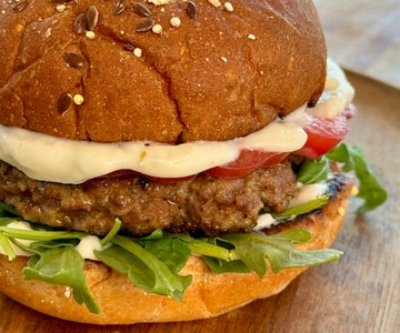 Burger with pecorino romano fondue