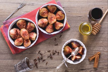 Figs in Red Wine, Honey, and Cinnamon Sauce