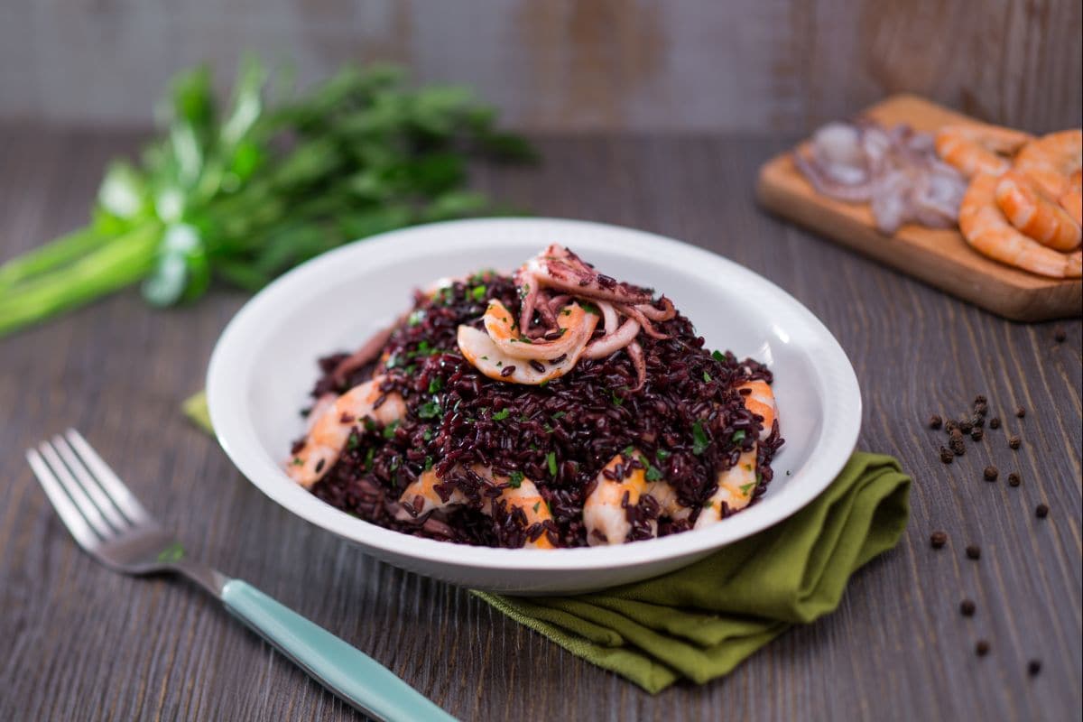 Venere rice with squid tentacles and prawns
