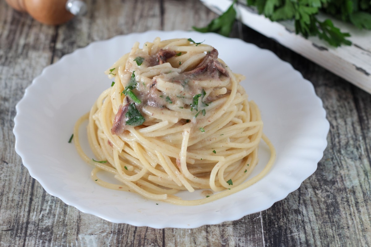 Pasta with Butter and Anchovies