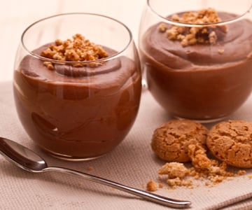 Cups of amaretti, chestnuts and mascarpone