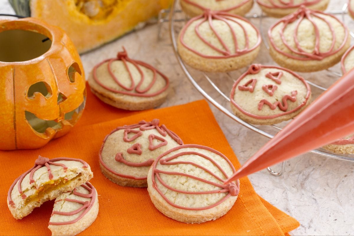 Witch's Pumpkin Cookies