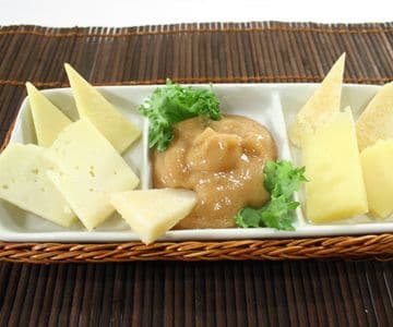Pear and Cinnamon Sauce
