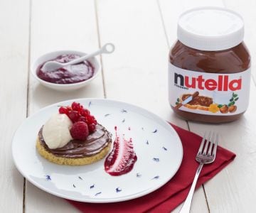 Pandoro wafer with ricotta mousse and Nutella®