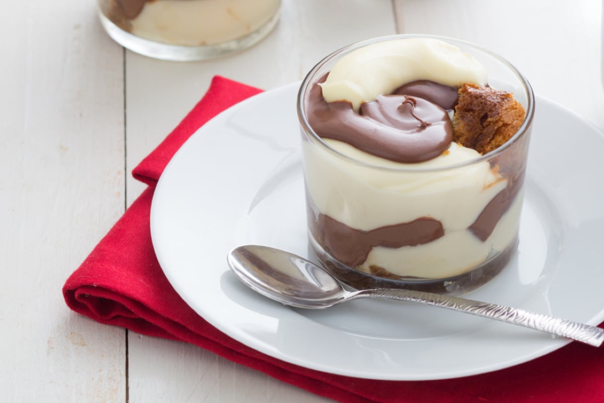 Cups of pandoro, cream and Nutella®