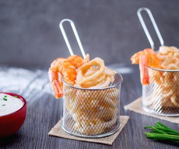Mixed fried calamari and shrimp with mayonnaise and yogurt sauce