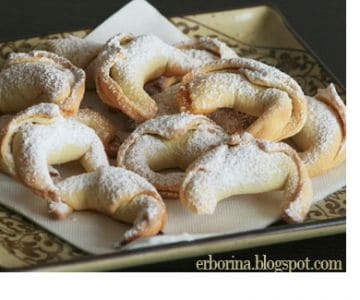 Jam-filled croissants