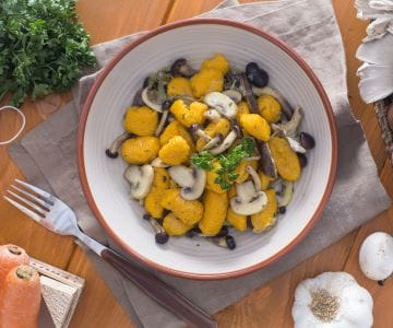 Carrot gnocchetti with mixed mushrooms