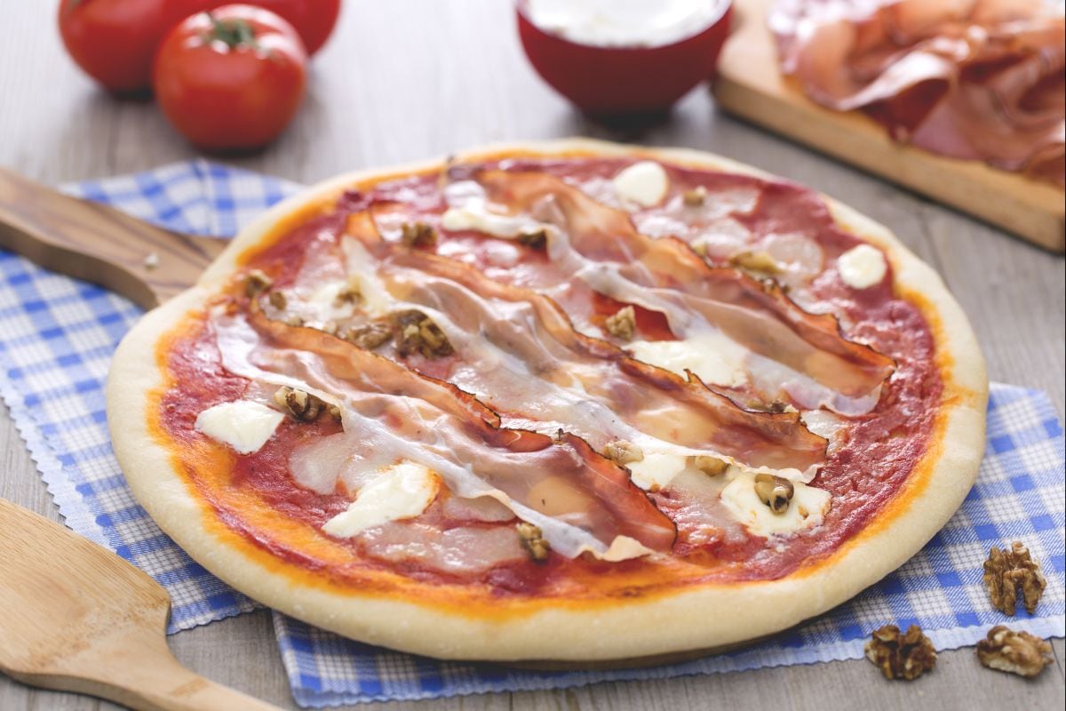 Mascarpone, Speck, and Walnut Pizza