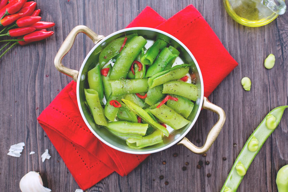 Sautéed Broad Bean Peels