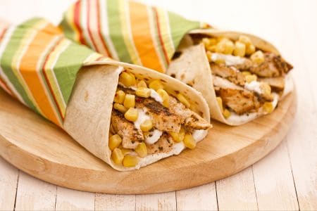 Flatbreads with chicken breasts and corn