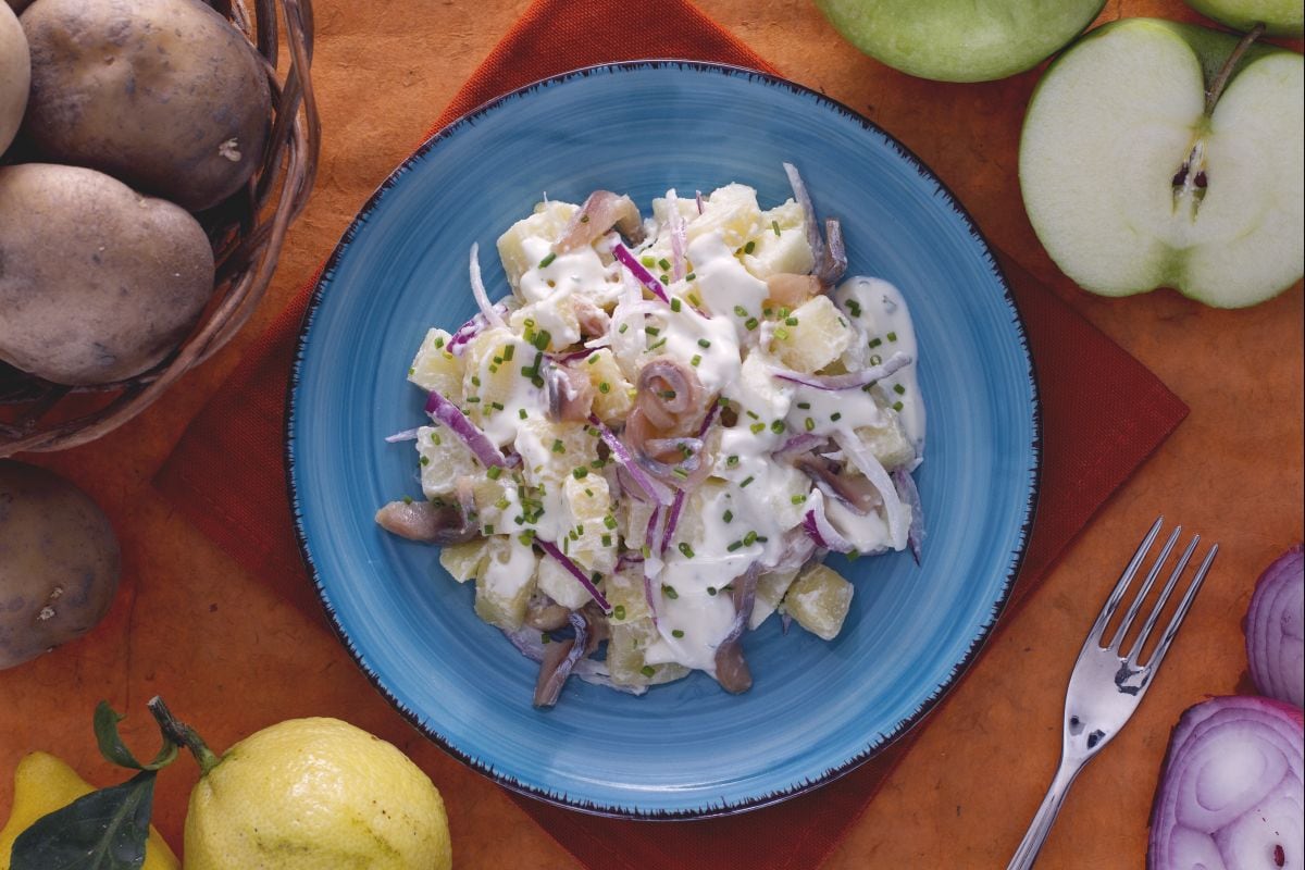 Smoked herring salad