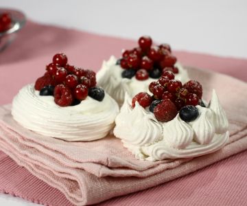 Meringue Nests