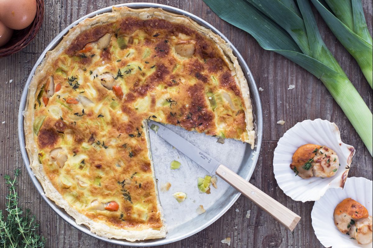 Quiche with scallops and leeks