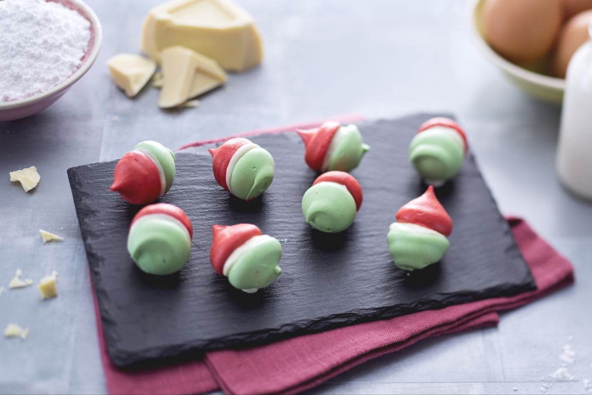 Tricolor Meringues