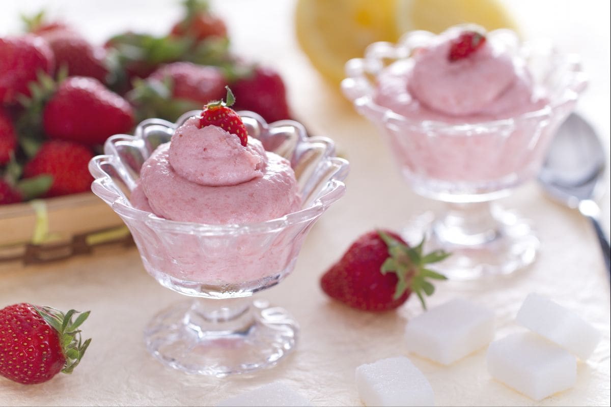 Strawberry mousse