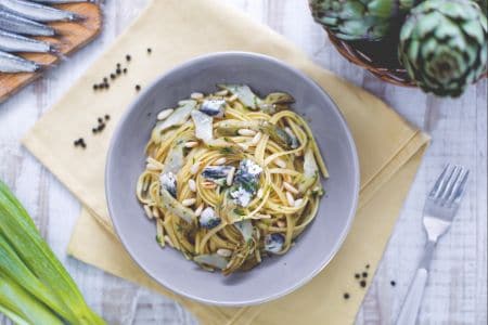 Bavette with artichokes and sardines