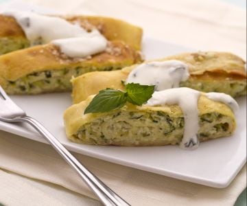 Crespe roll with zucchini