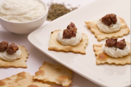 Pastries with crispy luganega and stracchino