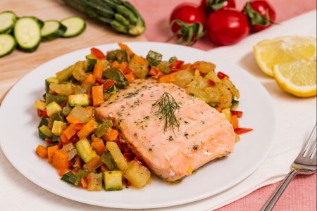 Steamed salmon
