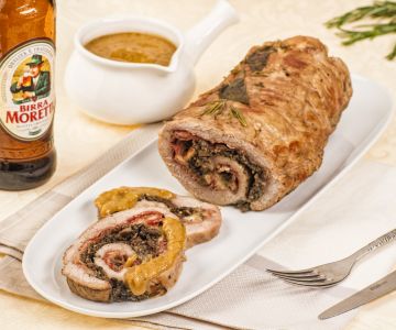 Beer roulade with speck and mushrooms