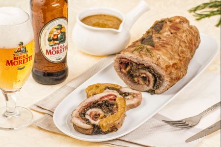Beer roulade with speck and mushrooms