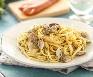 Linguine with bottarga and clams