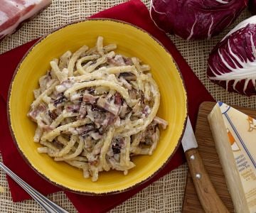 Scialatielli with radicchio and Montasio fondue
