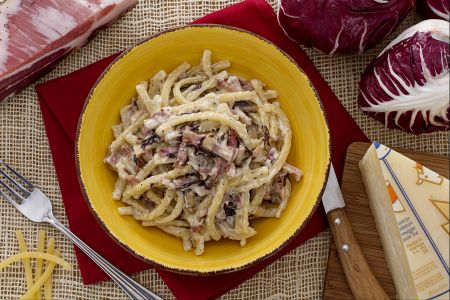 Scialatielli with radicchio and Montasio fondue