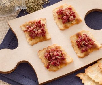 Classic puff pastries with sausage crumbles