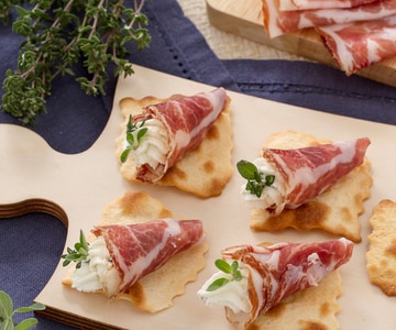 Capocollo cone stuffed on classic sheets