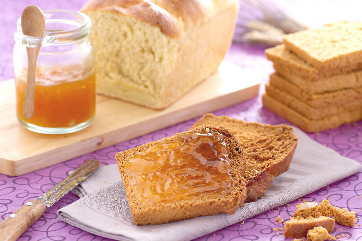 Toasted bread slices