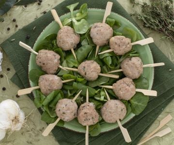 Aromatic steamed meatballs