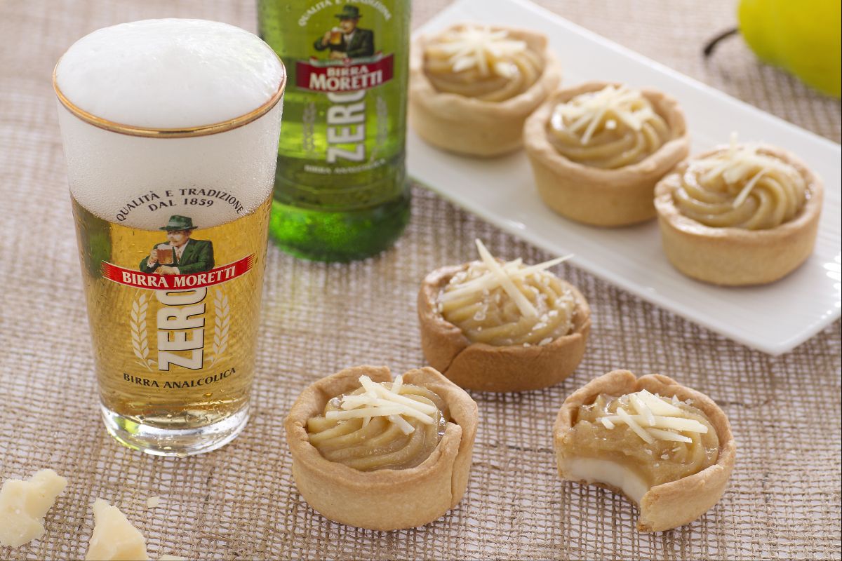 Beer glasses with parmesan cream