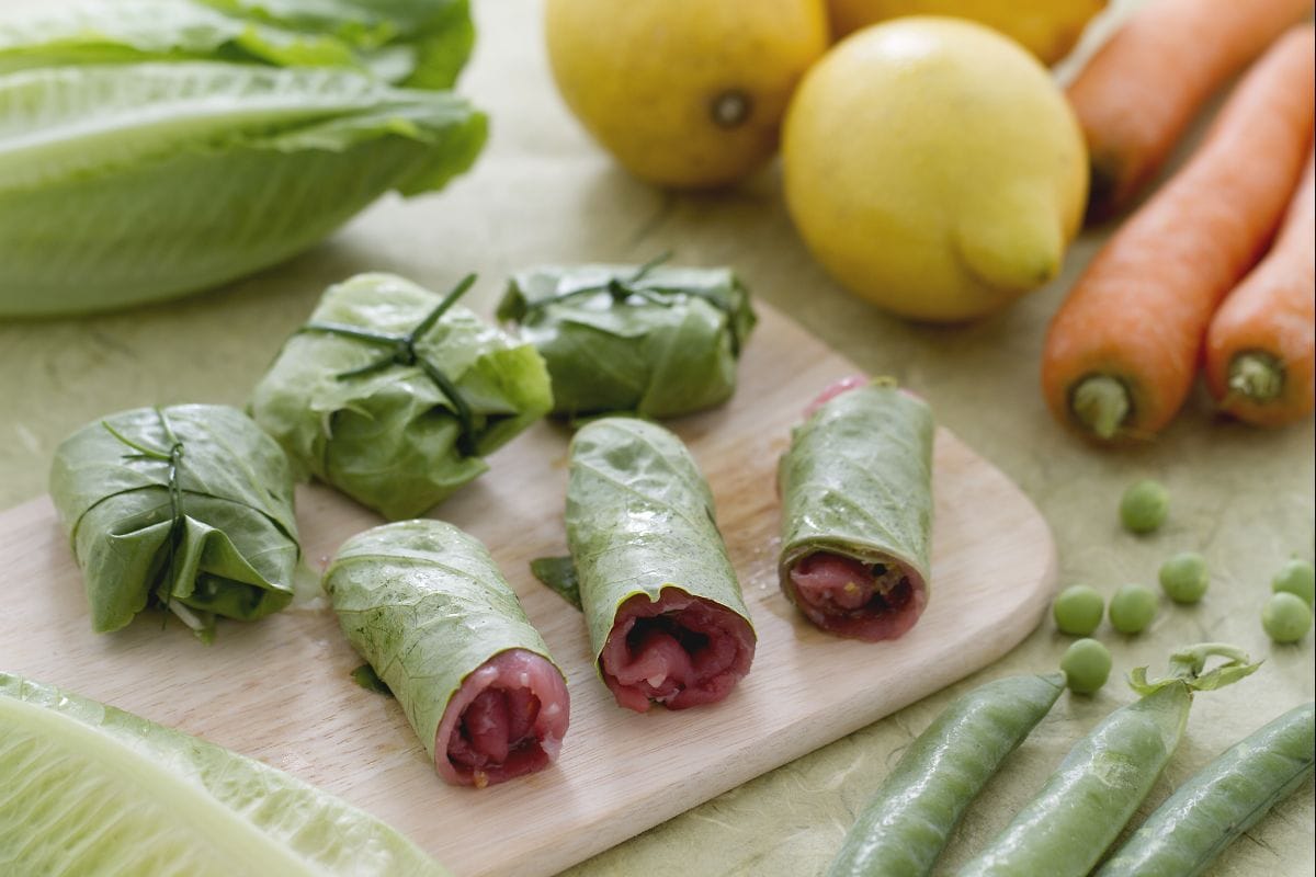 Cold lettuce rolls