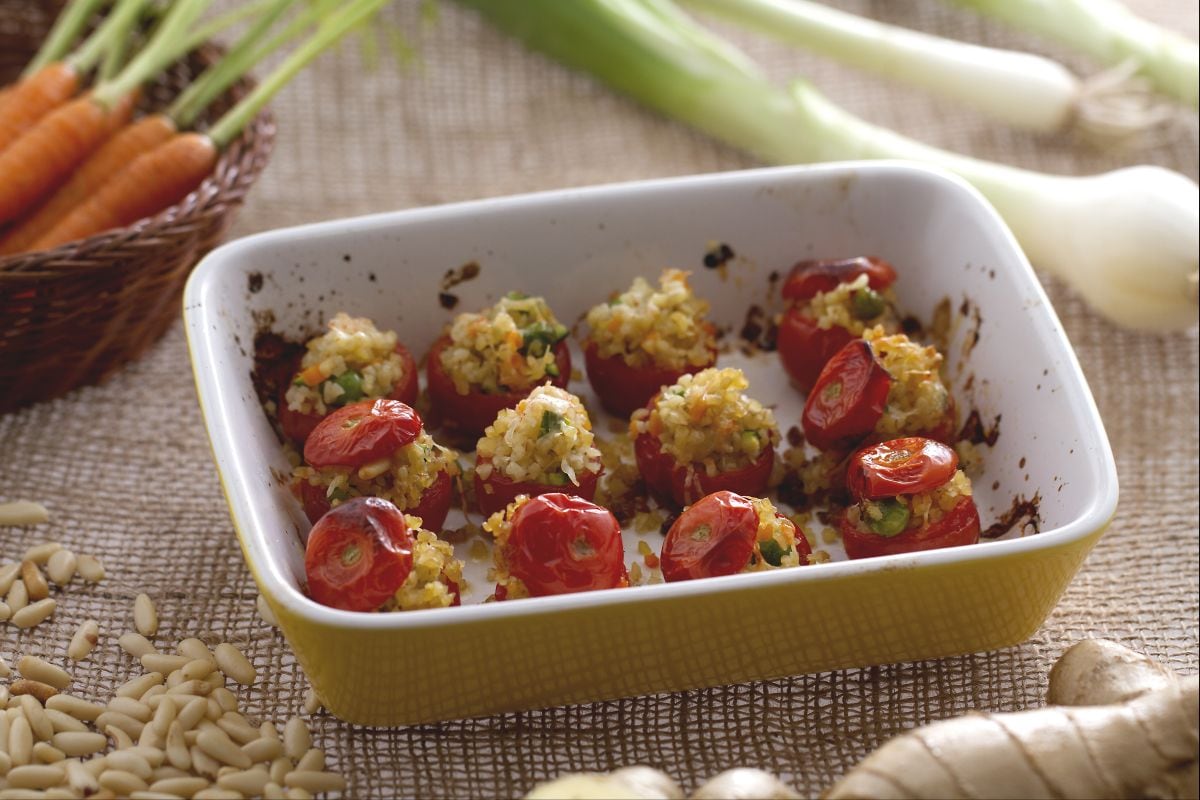 Baked Cherry Tomatoes Stuffed with Bulgur