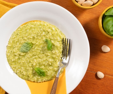 Risotto with zucchini pesto and goat cheese