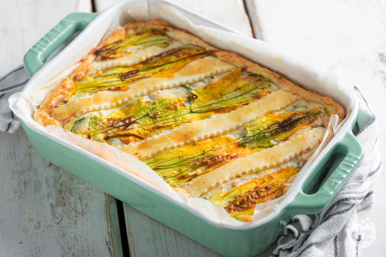 Savory tart with ricotta and zucchini flowers
