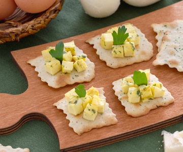 Olive puffs with frittata cubes