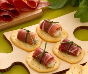 Flatbreads with San Daniele Rolls