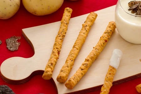 Breadsticks with Delicate Truffle Cream