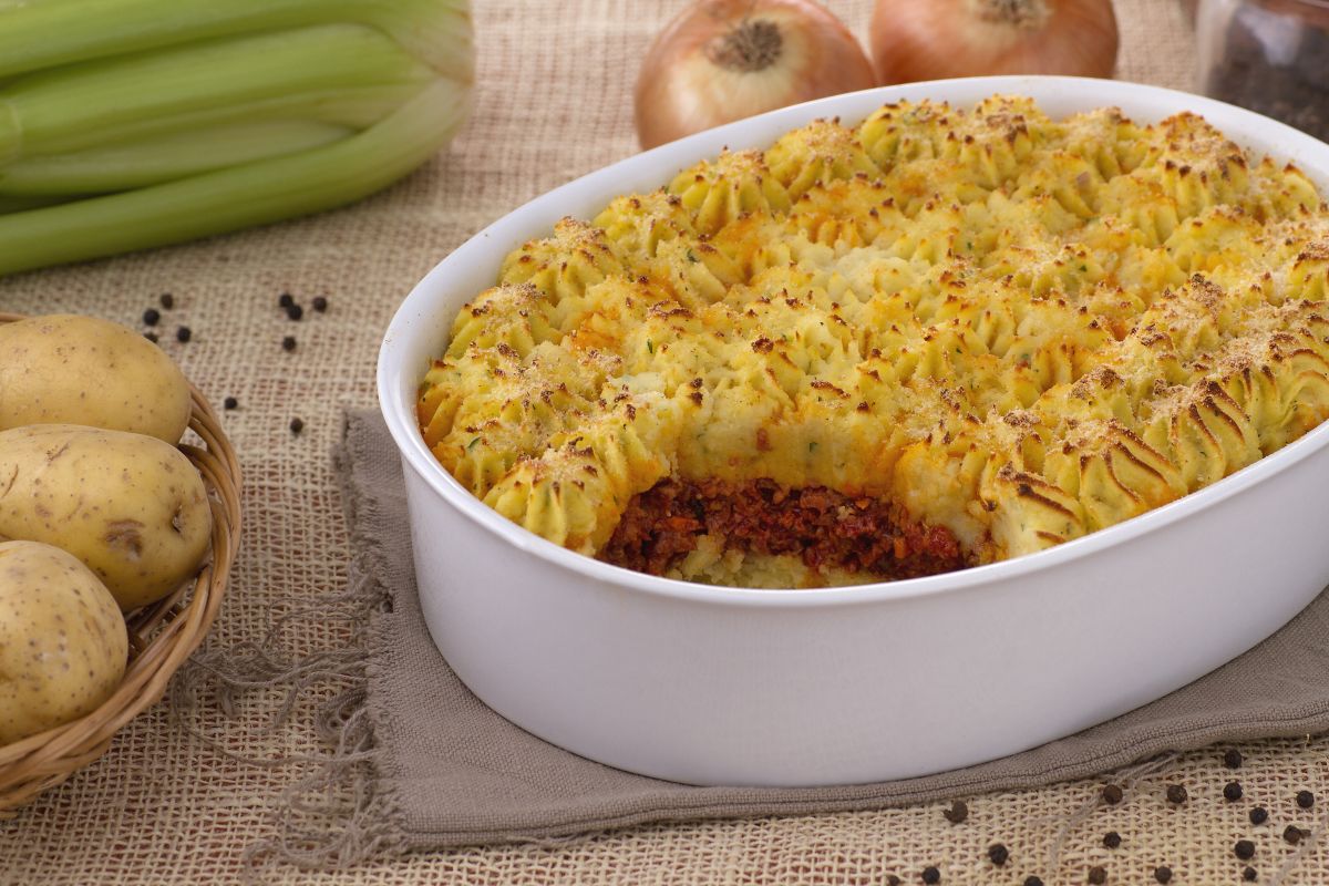 Potato pie with cotechino ragù heart